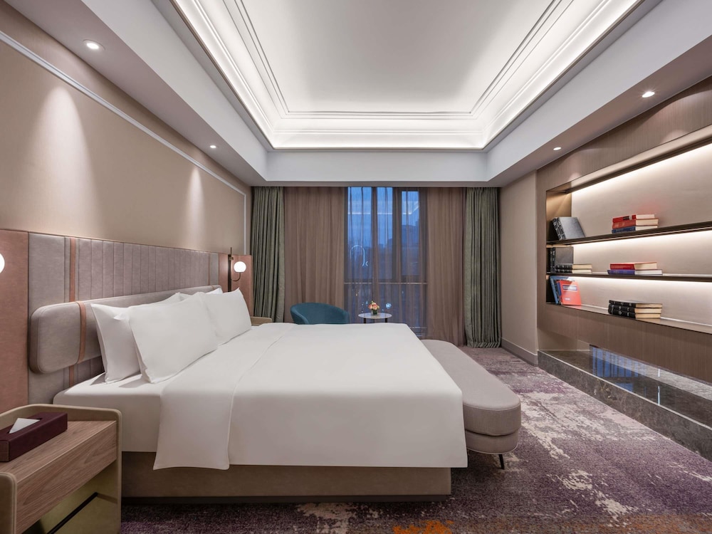 SUITE JUNIOR con 1 cama king size del hotel Mercure Beijing Downtown