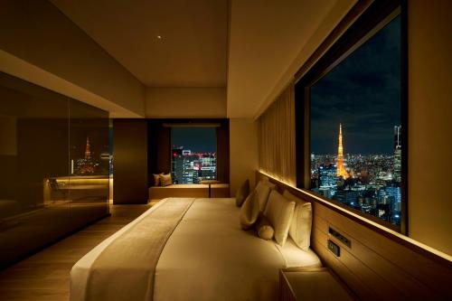 Suite Junior 38F con acceso al salón - Cama extragrande - Planta executive del hotel The Royal Park Iconic Tokyo Shiodome