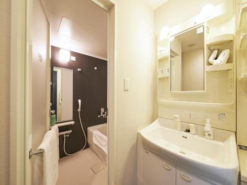 Suite Deluxe - no fumadores del hotel Sotetsu Grand Fresa Tokyo-Bay Ariake. Foto 6