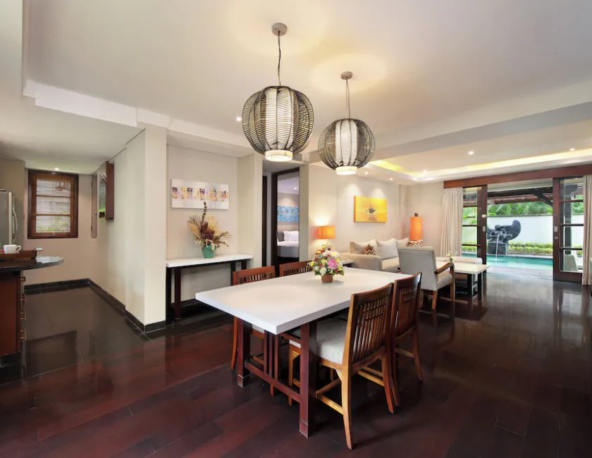 Suite Vista Jardín 1 Cama king 2 habitaciones piscina 2 Camas individuales kitchenette del hotel Novotel Bali Nusa Dua Hotel & Residence. Foto 4