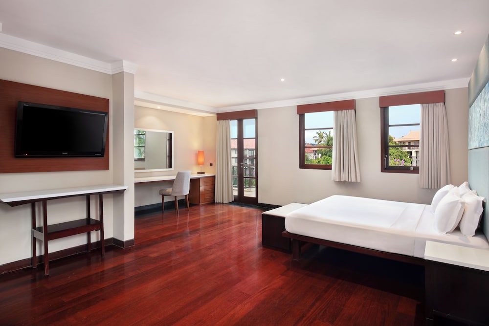 Suite Apartamento de 4 Dormitorios con Amplia Cocina, Comedor y Balcón, Ideal para Familias del hotel Novotel Bali Nusa Dua Hotel & Residence. Foto 3