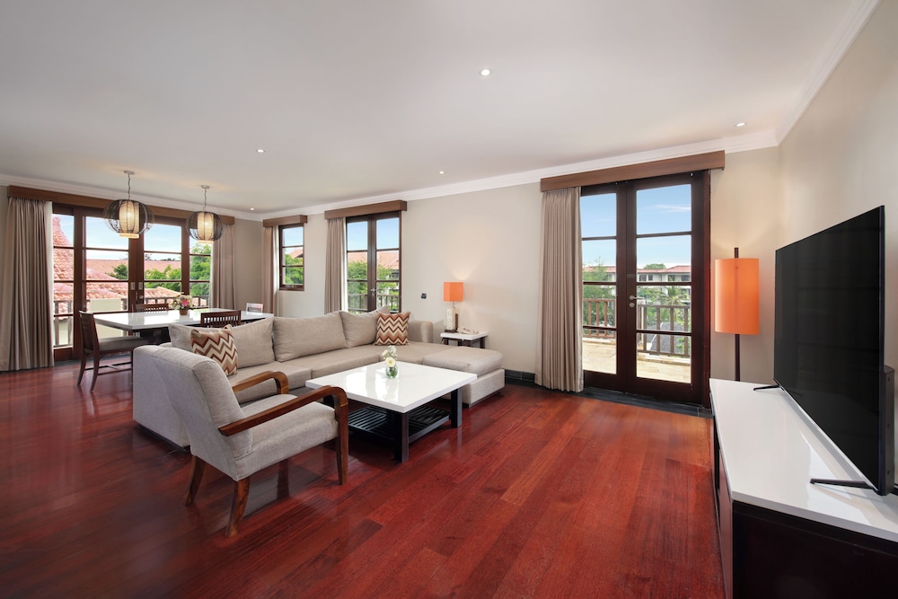 Suite Apartamento de 4 Dormitorios con Amplia Cocina, Comedor y Balcón, Ideal para Familias del hotel Novotel Bali Nusa Dua Hotel & Residence. Foto 11