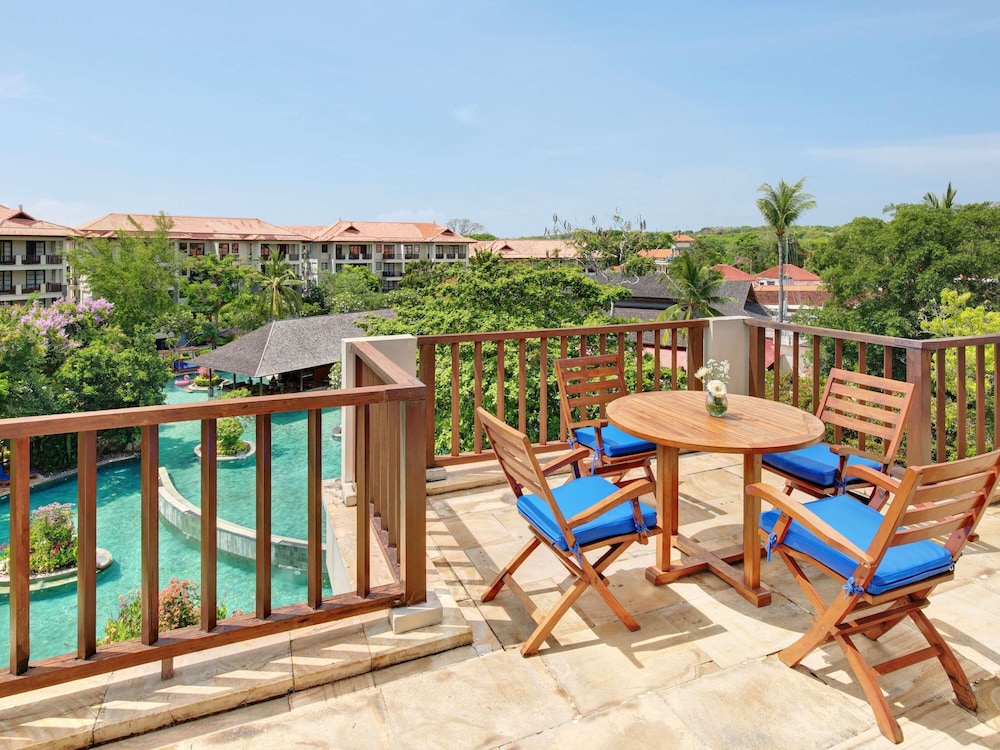 Suite Apartamento de 4 Dormitorios con Amplia Cocina, Comedor y Balcón, Ideal para Familias del hotel Novotel Bali Nusa Dua Hotel & Residence. Foto 17