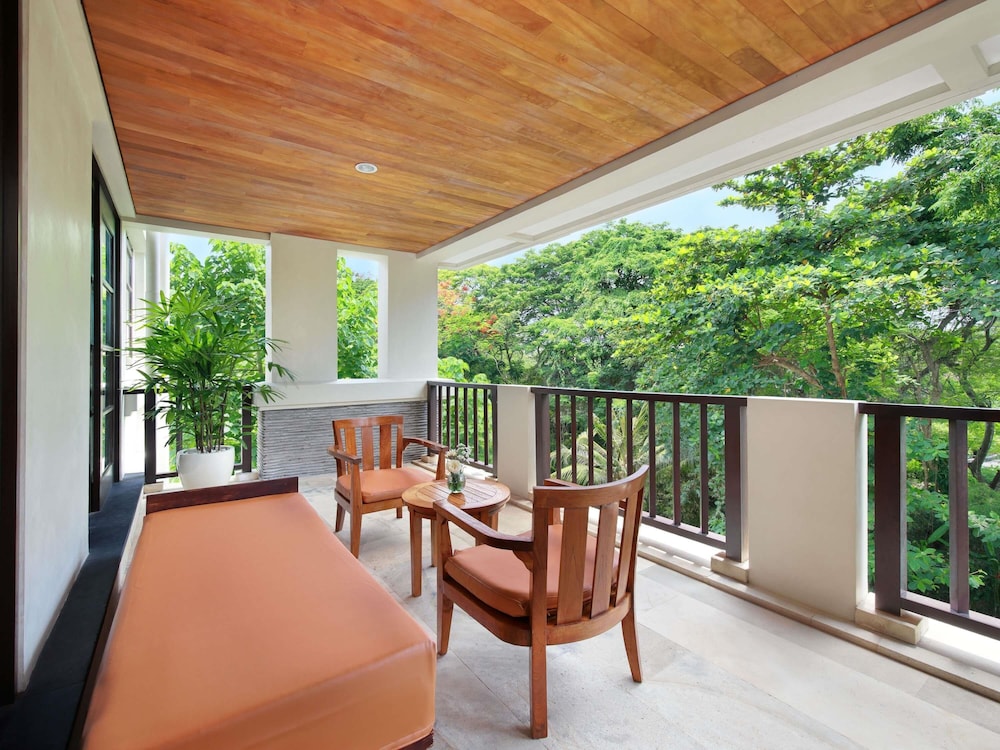 Suite Apartamento de 1 Dormitorio con Cama King y Balcón del hotel Novotel Bali Nusa Dua Hotel & Residence. Foto 7