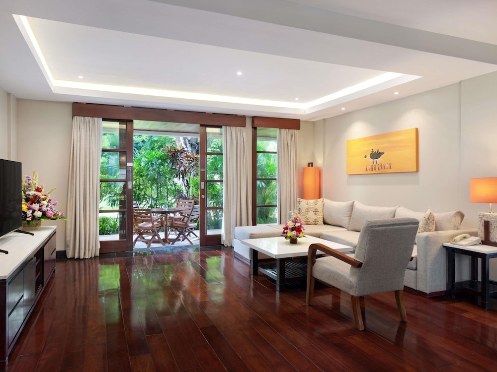 Suite Apartamento de 3 Dormitorios, 1 Cama King y 4 Camas Individuales, con Terraza Privada del hotel Novotel Bali Nusa Dua Hotel & Residence. Foto 5