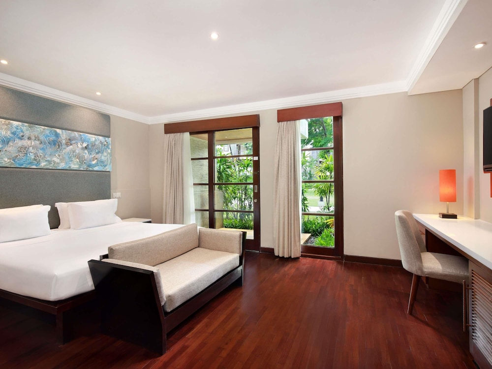 Habitación Deluxe con Dos Camas Individuales y Balcón del hotel Novotel Bali Nusa Dua Hotel & Residence. Foto 5
