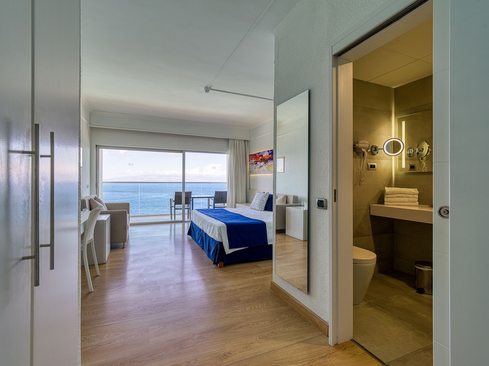 Habitación doble, balcón, vistas al mar del hotel Stil Los Gigantes - Adults Only