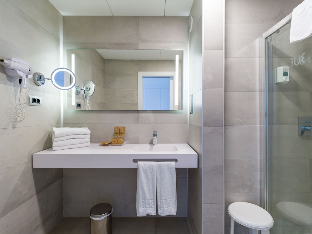 Habitación doble, balcón, vistas al mar del hotel Stil Los Gigantes - Adults Only. Foto 5