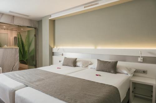 Habitación doble interior del hotel Aloe Canteras. Foto 2