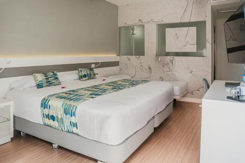 Triple Room with Balcony del hotel Aloe Canteras. Foto 13