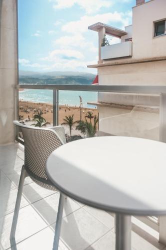 Twin Room with Sea View del hotel Aloe Canteras