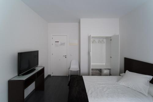 Habitación Triple Estándar del hotel Madrid Sevilla. Foto 2