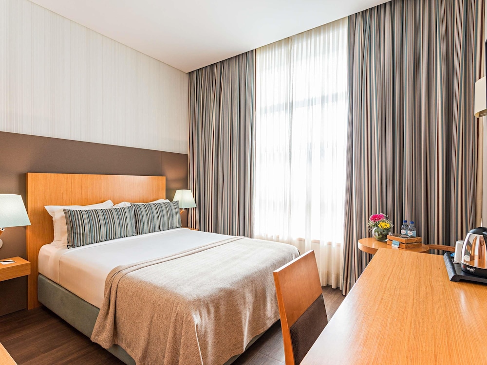 Habitación estándar, 1 cama de matrimonio del hotel Mercure Lisboa Almada. Foto 1