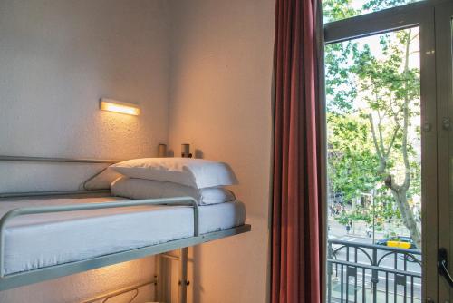 Bed in 8 - Bed Female Dorm Ensuite del hotel Safestay Barcelona Passeig De Gracia. Foto 5