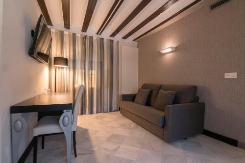 Suite Deluxe del hotel Palacio Marqués De Arizón. Foto 4