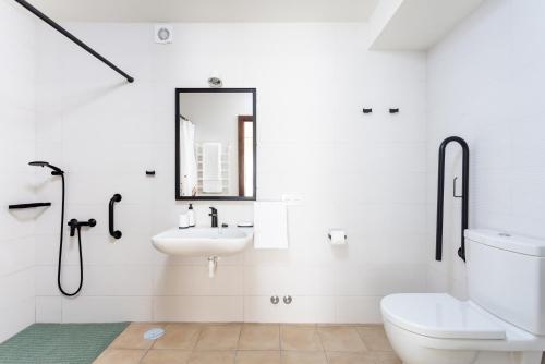 Habitación Doble con vistas al océano del hotel Alta Montaña. Foto 7