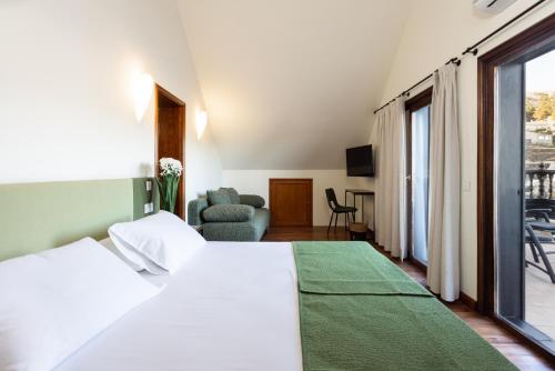 Suite Junior con vistas a la montaña del hotel Alta Montaña. Foto 3