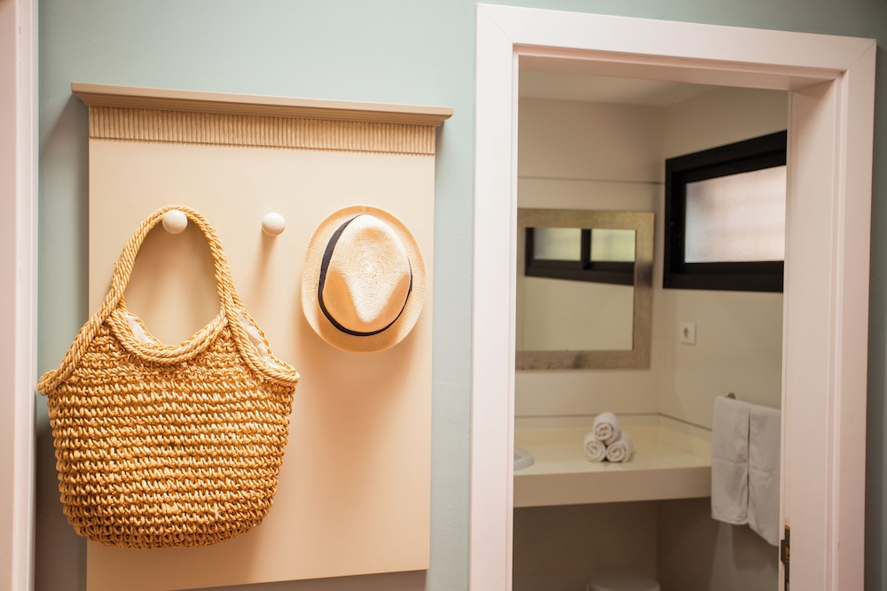 Apartamento superior, 1 habitación, terraza, vistas al mar del hotel Amadores Beach. Foto 7