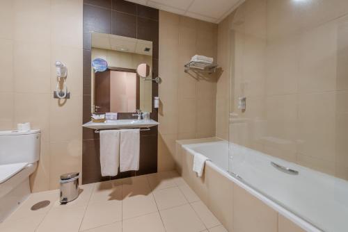 Suite Junior del hotel Spa Norat Torre Do Deza