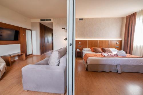 Suite Junior del hotel Spa Norat Torre Do Deza. Foto 4