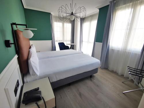 Habitación Doble Superior - 1 o 2 camas del hotel Don Rodrigo. Foto 3