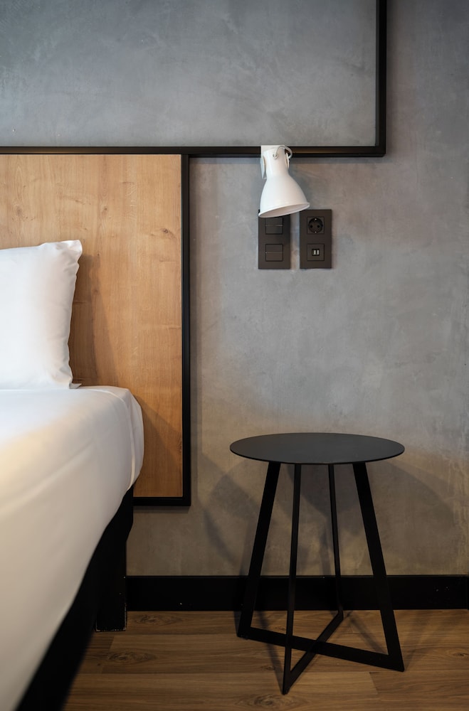 Habitación estándar, 2 camas individuales del hotel Ibis Barcelona Montmelo-granollers. Foto 4