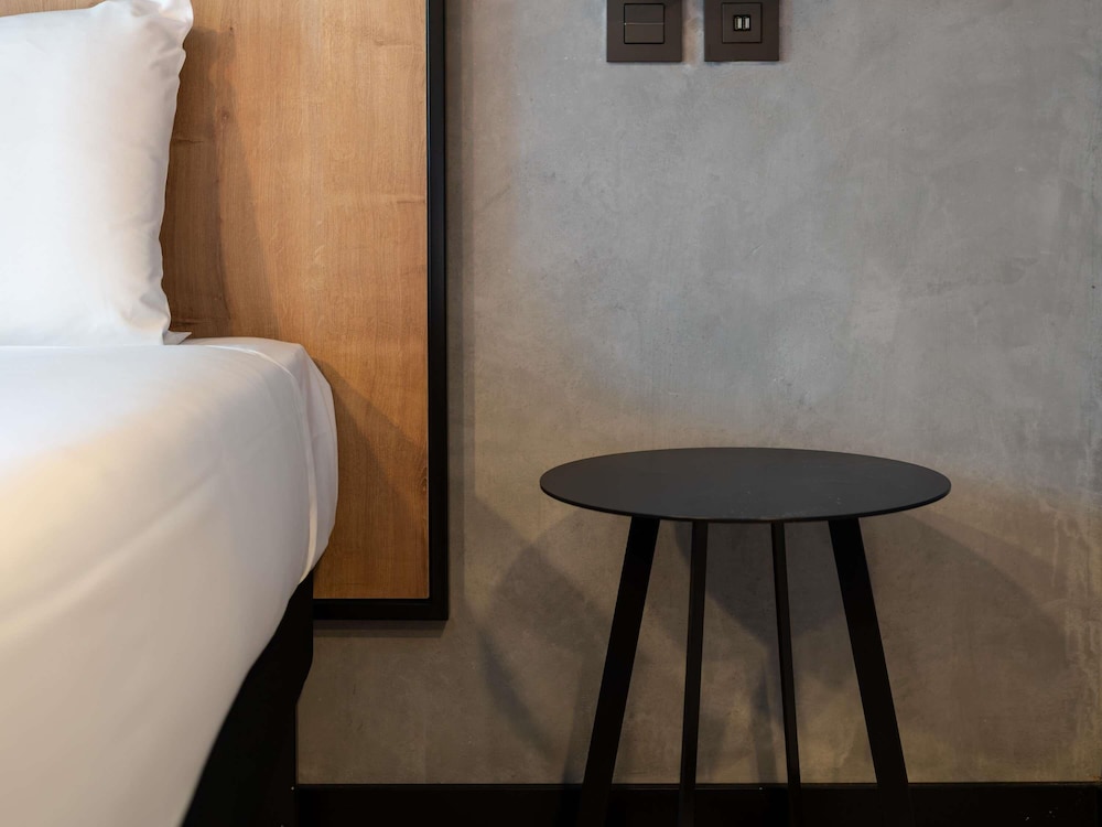 Habitación estándar, 2 camas individuales del hotel Ibis Barcelona Montmelo-granollers. Foto 28