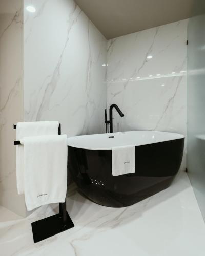 Suite Junior del hotel The Lince Azores. Foto 5