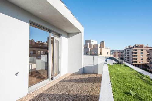 Habitación Doble con terraza del hotel Eurostars Oporto. Foto 3