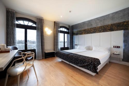 Habitación Doble con vistas al parque - 1 o 2 camas del hotel Petit Palace Savoy Alfonso XII