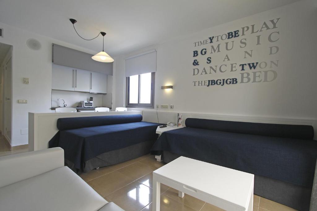 Estudio del hotel Bg Pamplona. Foto 1