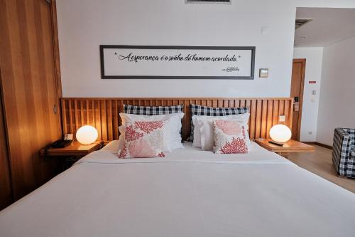 Habitación Doble con vistas a la montaña - 1 o 2 camas del hotel Hotel Praia Marina By Ridan Hotels. Foto 1