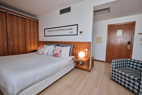 Habitación Doble con vistas a la montaña - 1 o 2 camas del hotel Hotel Praia Marina By Ridan Hotels. Foto 7