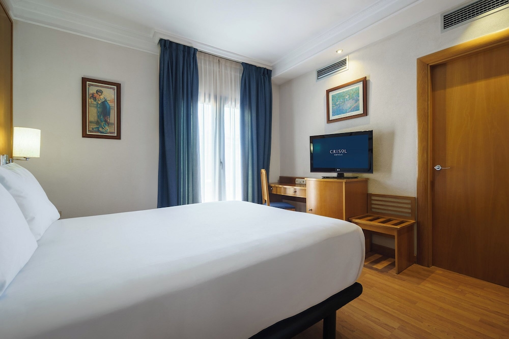 Habitación con 1 cama doble o 2 individuales del hotel Crisol Almería. Foto 9