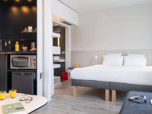 Suite del hotel Novotel Suites Malaga Centro. Foto 3
