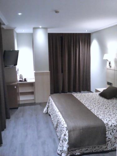 Habitación Doble - 1 o 2 camas del hotel Francisco Ii. Foto 6