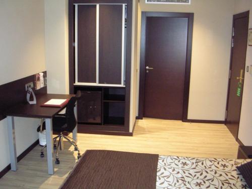 Habitación Doble con bañera de hidromasaje del hotel Francisco Ii. Foto 1