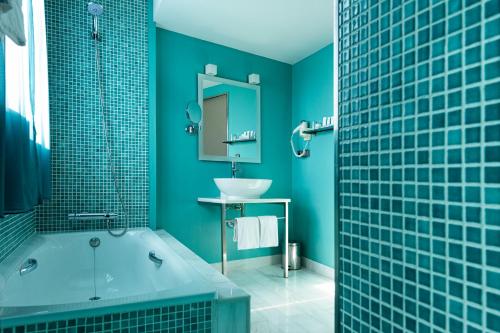 Habitación Doble Deluxe Plus - Ático del hotel LA CASA DE LA TRINIDAD. Foto 1