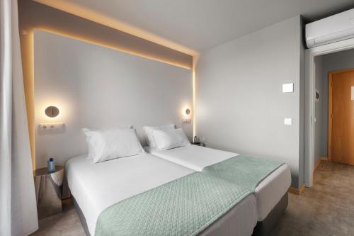 Habitación Doble Estándar - 2 camas del hotel Basic Braga By Axis. Foto 3