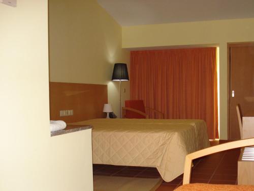 Habitación Doble Estándar del hotel Inatel Oeiras. Foto 2