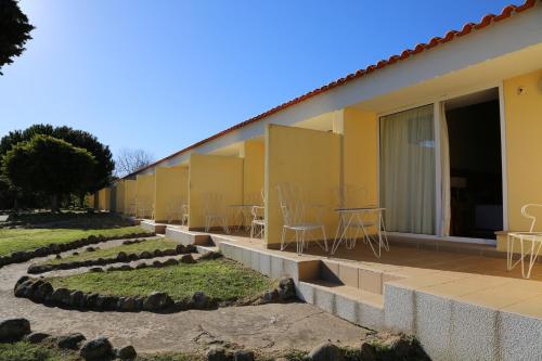 Habitación Doble Superior con terraza del hotel Inatel Oeiras. Foto 1