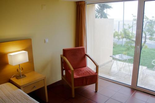 Habitación Doble Superior con terraza del hotel Inatel Oeiras. Foto 5