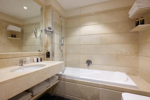 Suite Superior del hotel Navona Palace Collection. Foto 14