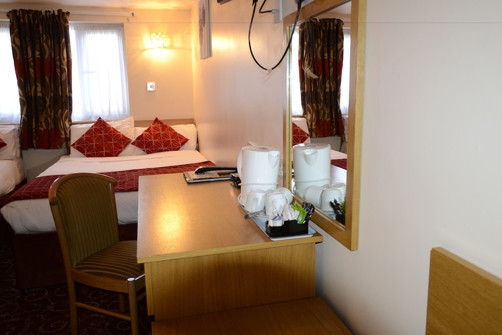 Habitación doble del hotel Britannia Inn. Foto 9