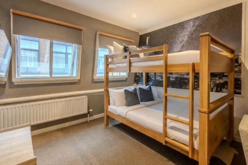 Suite Familiar Deluxe del hotel Stewart By Heeton Concept. Foto 1