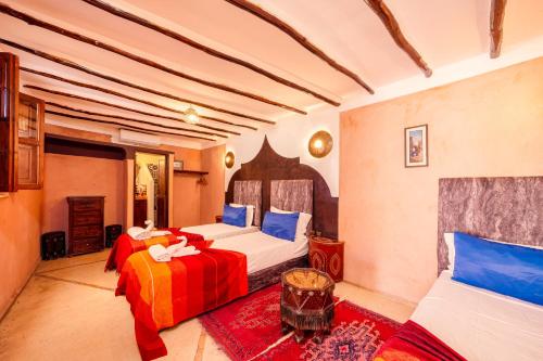 Habitación Triple Estándar del hotel Sidi Mimoune