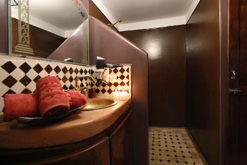 Habitación Triple Estándar del hotel Sidi Mimoune. Foto 4