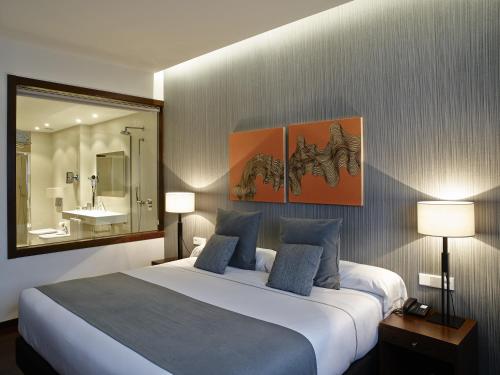 Habitación Doble Premium con aparcamiento del hotel Carrís Marineda. Foto 5