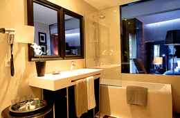 Ikea Room del hotel Carrís Marineda. Foto 1