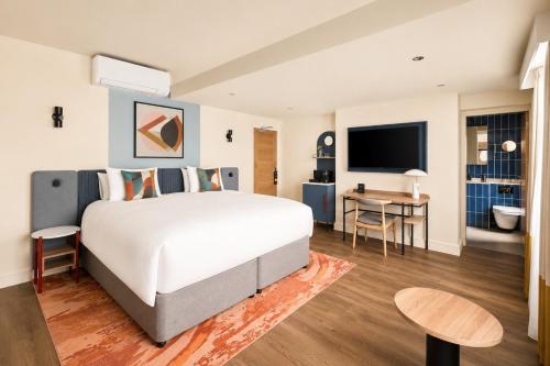 Habitación Premium con cama extragrande del hotel Mercure London Bloomsbury